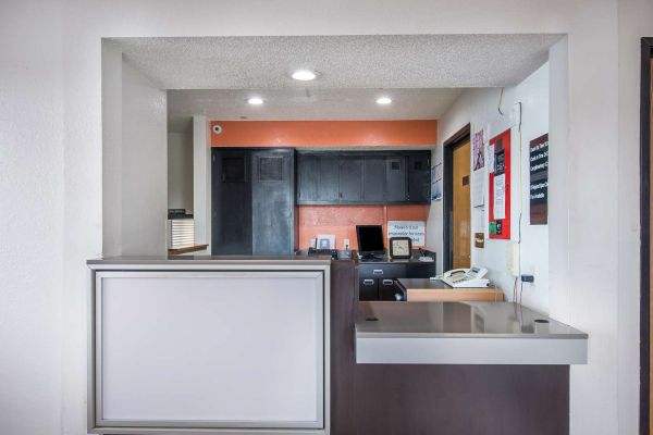 MOTEL 6 FINDLAY (Findlay)